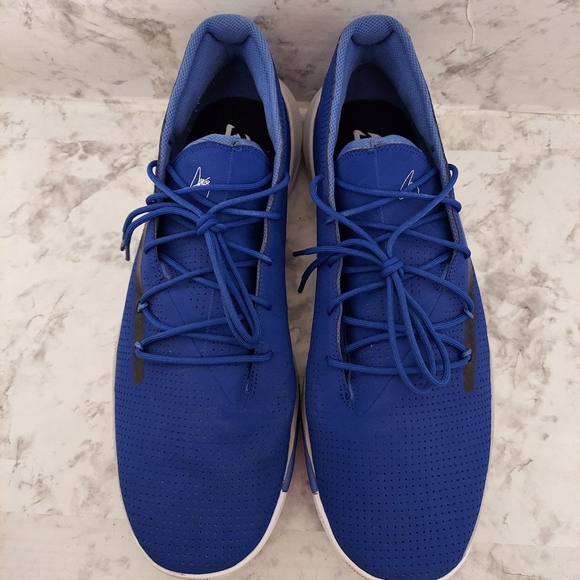 Pre-owned 2019 under Armour SC 3zero III - Picture 5 of 11